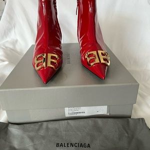 BALENCIAGA BOOTIES, brand new with box size 39.5